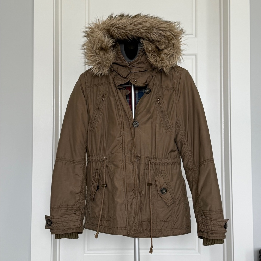 American Eagle Outfitters Tan Jacket with Plaid Lining - Picture 7 of 8